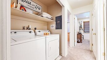 Mountain Chateau Retreat Desirable Resort 4 BDR