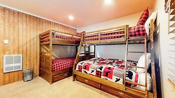 Mountain Chateau Retreat Desirable Resort 4 BDR