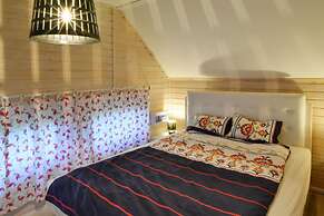 Holiday Apartment, Jezierzany