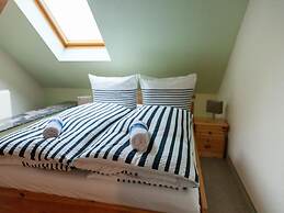 Budget-wohnung in Grundshagen mit Gartensitzplatz