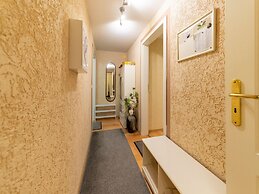 Budget-wohnung in Grundshagen mit Gartensitzplatz