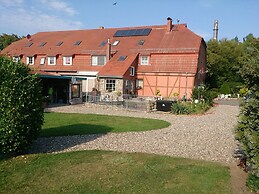 Budget-wohnung in Grundshagen mit Gartensitzplatz