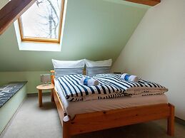 Budget-wohnung in Grundshagen mit Gartensitzplatz