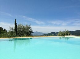 Spectacular Holiday Home in Pescia With Swimming Pool