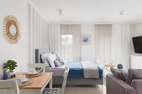 A Comfortable Apartment With a Garden for 2 People, Pobierowo