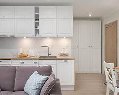 A Comfortable Apartment With a Garden for 2 People, Pobierowo