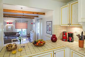 Terraced House in Domaine de Saint-endreol With Golf, SPA and Communal