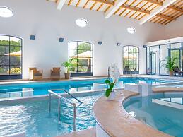 Terraced House in Domaine de Saint-endreol With Golf, SPA and Communal