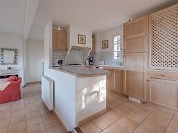 Terraced House in Domaine de Saint-endreol With Golf, SPA and Communal