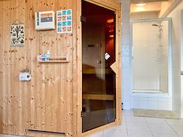 Lovely Holiday Home in Dummer Near Lake
