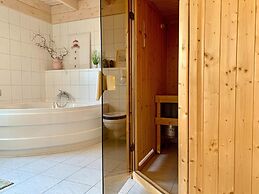 Lovely Holiday Home in Dummer Near Lake