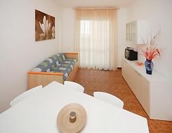 Apartment in Lignano Sabbiadoro Near Cafe
