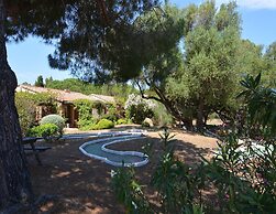 Residence Alba Rossa, Serra-di-ferro, Accommodation With Terrace or Ba