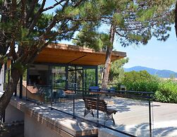Residence Alba Rossa, Serra-di-ferro, Accommodation With Terrace or Ba
