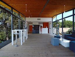 Residence Alba Rossa, Serra-di-ferro, Accommodation With Terrace or Ba
