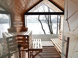 Semi-detached House Directly on the Lake, Stare Czaple