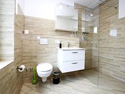 Terraced House, Lohmen