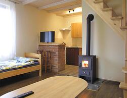 Apartment Right on the Lake, Ryn
