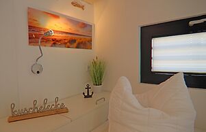 Houseboat in Boltenhagen