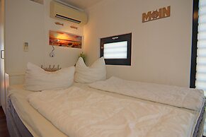 Houseboat in Boltenhagen