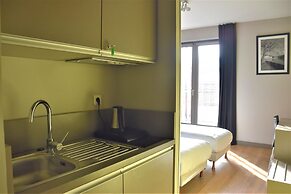 Res. Lyon Dock Ouest, Lyon, Studio for 2 Pers