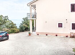 Splendid Beachfront Medveja Apartments