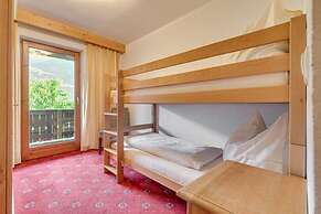 Cosy Apartment in Fugen