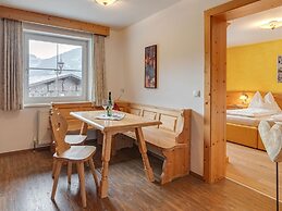 Cosy Apartment in Fugen