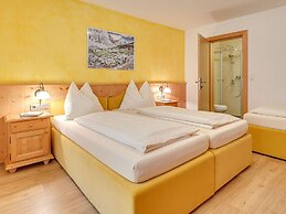 Cosy Apartment in Fugen