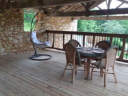 Tranquil Holiday Home in Soturac With Pool