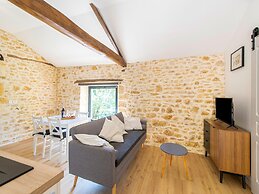 Tranquil Holiday Home in Soturac With Pool
