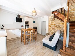 Tranquil Holiday Home in Soturac With Pool