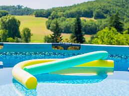 Tranquil Holiday Home in Soturac With Pool