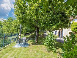 Tranquil Holiday Home in Soturac With Pool