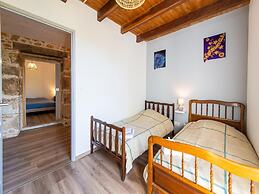 Tranquil Holiday Home in Soturac With Pool