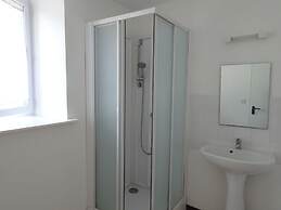 Apartment Near the Beach in Ploulec'h