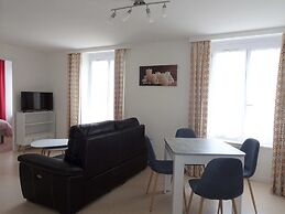 Apartment Near the Beach in Ploulec'h