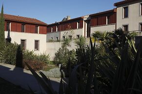 Res. La Barbacane, Carcassonne, Studio for 2 People