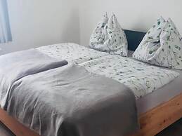 Beautiful Apartment Near Worthersee