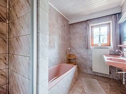 Apartment in Hainzenberg in a ski Area