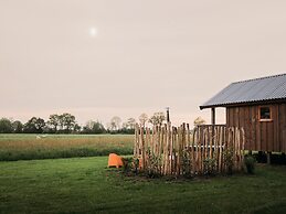 Atmospheric Lodge With Unobstructed View, Located in Beautiful Drenthe