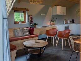 Atmospheric Lodge With Unobstructed View, Located in Beautiful Drenthe