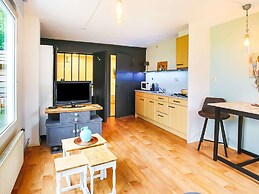 Vibrant Apartment in Baflo by Op de Roemte