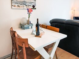 Vibrant Apartment in Baflo by Op de Roemte