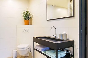 Vibrant Apartment in Baflo by Op de Roemte