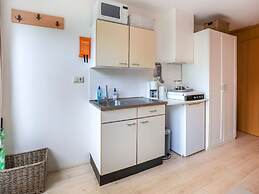 Vibrant Apartment in Baflo by Op de Roemte