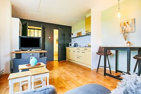 Vibrant Apartment in Baflo by Op de Roemte