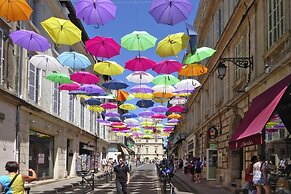 Holiday Cottage With Private Terrace, Bellegarde