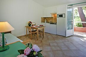 Lovely Apartment in Borgo With Shared Pool