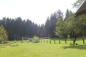 Lovely Apartment in Tropolach With Sauna